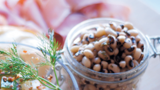 Cold Black-Eyed Peas with Rosemary