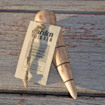 Handmade garden dibber
